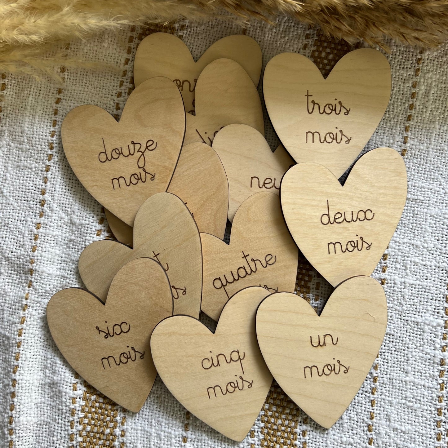 Cartes étapes  bébé  en bois  Coeur,  Cadeau de naissance personnalisé pour future maman