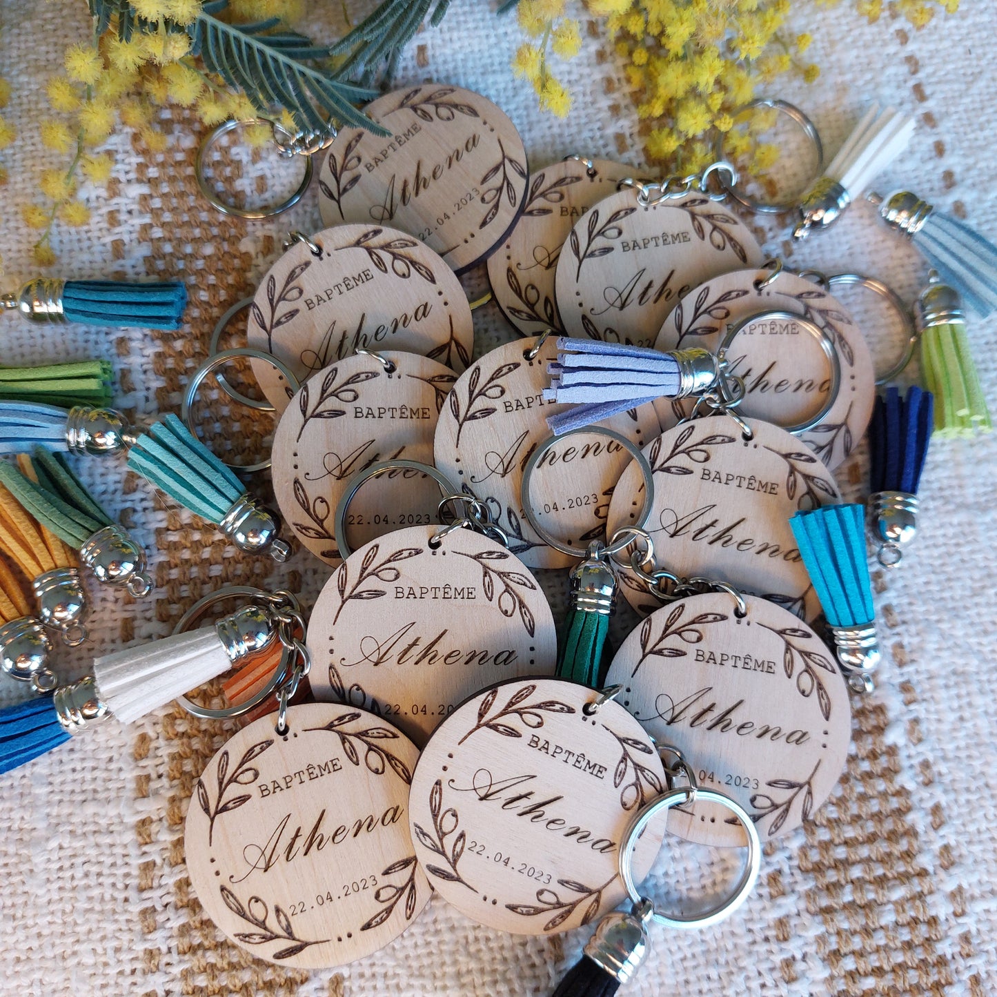 Porte clé en bois rond, cadeau invité mariage Modèle Oliviers